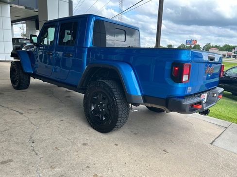Used 2023 Jeep Gladiator Mojave w/ Trailer Tow Package AWD/4WD image 5