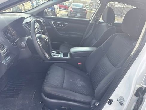 Used 2017 Nissan Altima 2.5 S w/ Power Driver Seat Package image 10