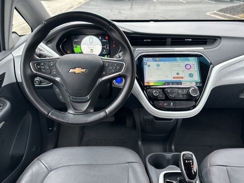 Used 2020 Chevrolet Bolt Premier w/ Infotainment Package image 24