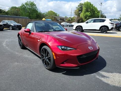 New 2026 MAZDA MX-5 Miata Grand Touring image 1
