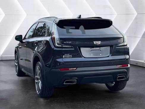 Certified 2022 Cadillac XT4 Sport image 4