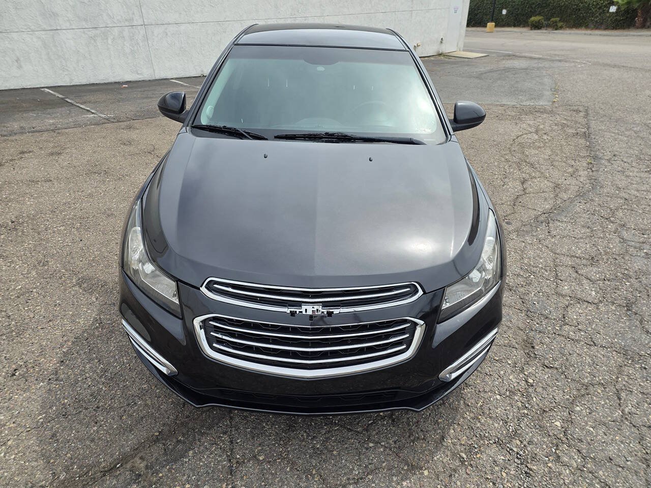 Used 2015 Chevrolet Cruze LT FWD image 4