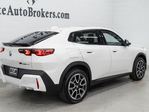 Used 2025 BMW X2 xDrive28i w/ Convenience Package image 6