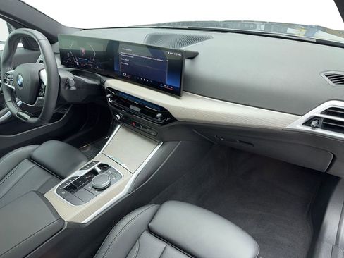 Used 2025 BMW 330i Sedan image 42