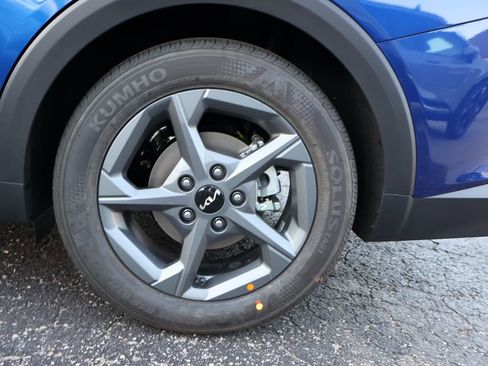 New 2025 Kia K4 LXS image 38