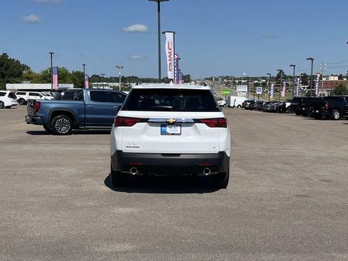 Certified 2023 Chevrolet Traverse LT FWD image 5