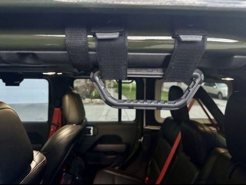 Used 2020 Jeep Wrangler Unlimited Rubicon w/ Quick Order Package 28Y Recon image 17