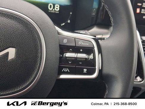 Certified 2023 Kia Sorento SX AWD/4WD image 27