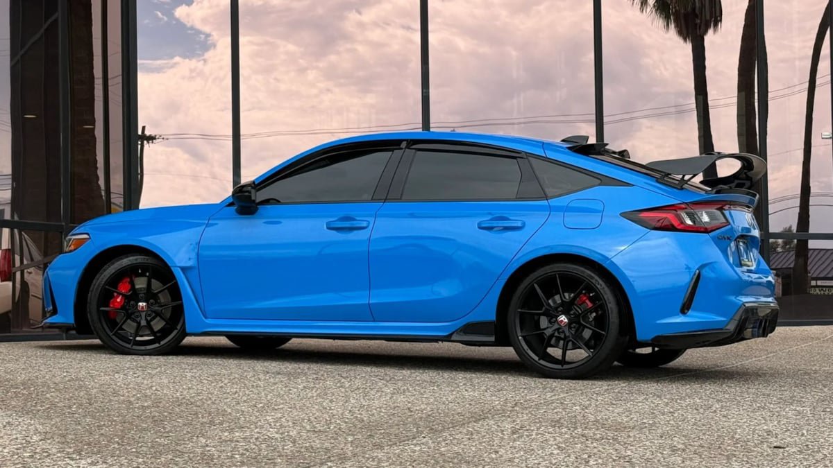 Used 2024 Honda Civic Type R image 6