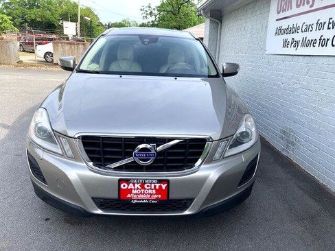 Used 2013 Volvo XC60 T6 image 3