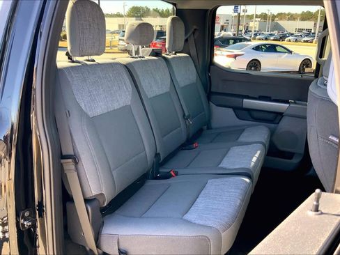 Used 2026 Ford F250 XLT w/ FX4 Off-Road Package image 18