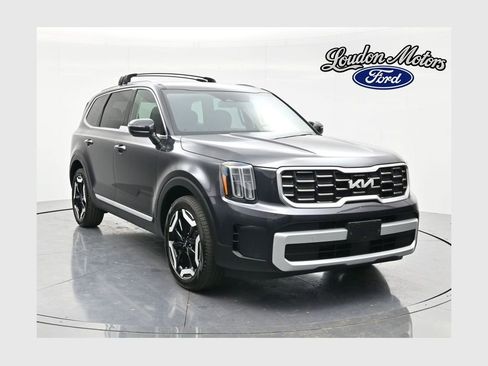 Used 2025 Kia Telluride S AWD/4WD image 1