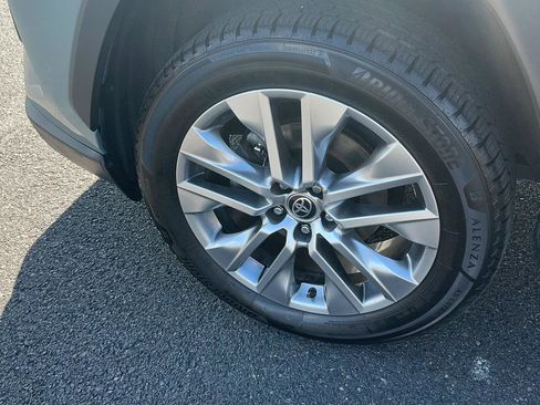 Used 2022 Toyota RAV4 XLE Premium w/ Carpet Mat Package (TMS) image 13