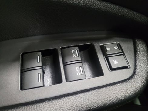Used 2016 Honda Pilot Elite image 27