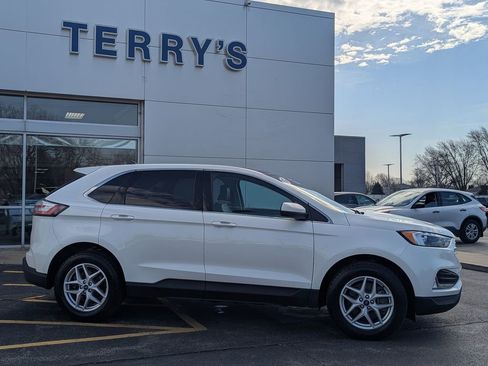 Used 2022 Ford Edge SEL w/ Convenience Package image 2