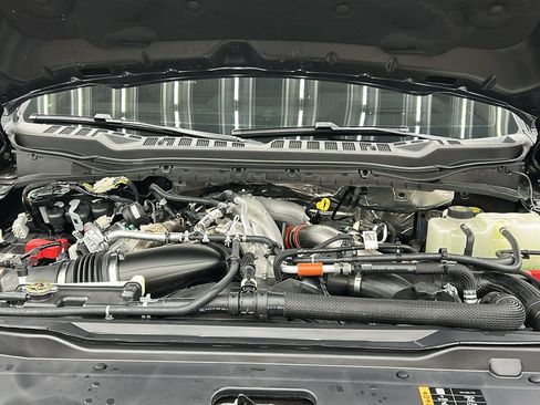 Used 2026 Ford F450 Platinum w/ Platinum Plus Package image 21