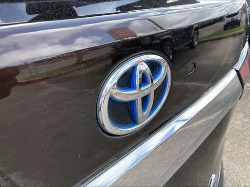 Used 2023 Toyota Sequoia Limited AWD/4WD image 10