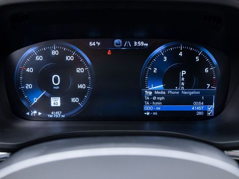 Used 2021 Volvo XC60 T6 Inscription w/ Advanced Package image 21