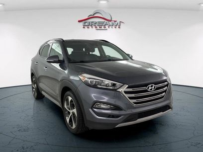 Used 2017 Hyundai Tucson Limited w/ Limited Ultimate Package 03