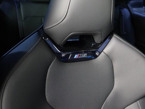 Used 2025 BMW M5 w/ Carbon Package image 47