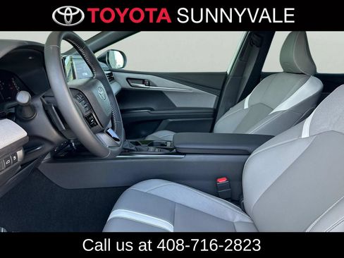 Used 2026 Toyota Camry SE w/ Convenience Package FWD image 14