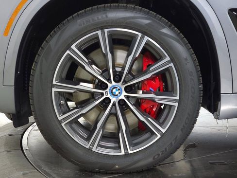 Used 2026 BMW X5 xDrive40i w/ M Sport Package image 7