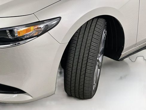 Used 2025 MAZDA MAZDA3 s image 25