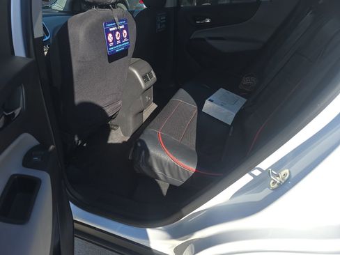 Used 2019 Chevrolet Equinox LT FWD image 9