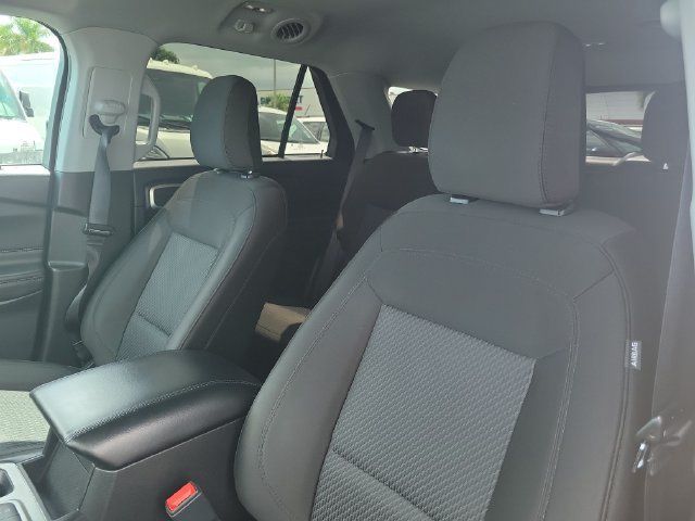 Certified 2023 Ford Explorer XLT RWD image 22