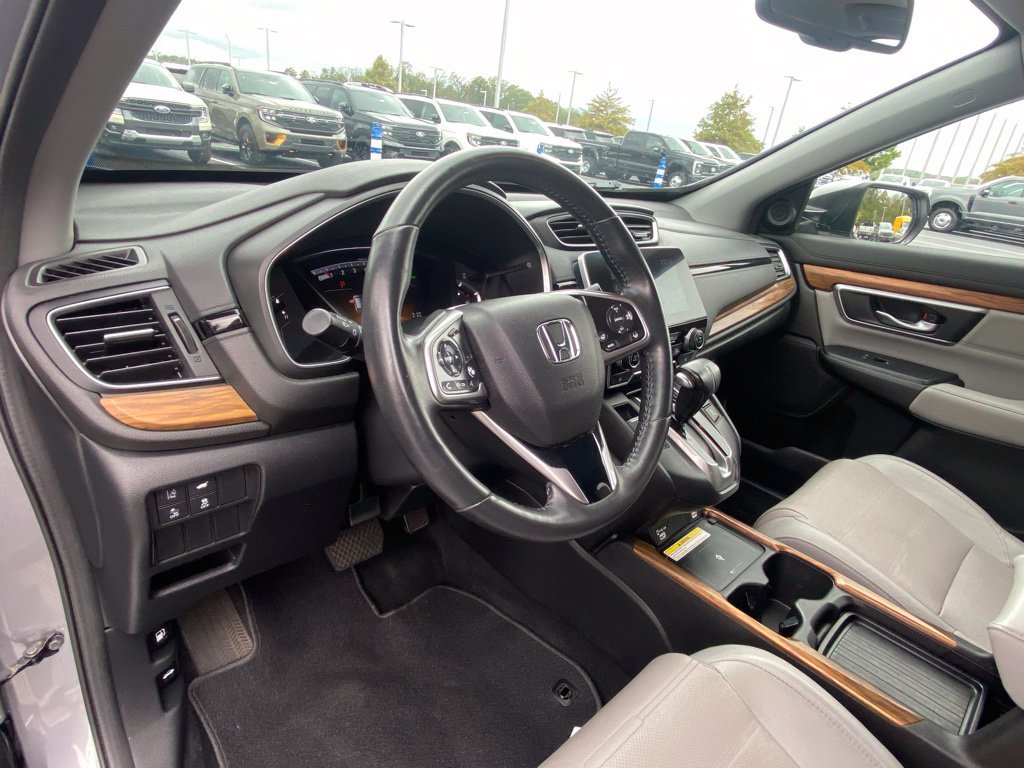 Used 2022 Honda CR-V Touring image 9