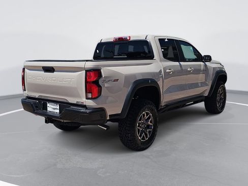 New 2026 Chevrolet Colorado ZR2 w/ Technology Package AWD/4WD image 3