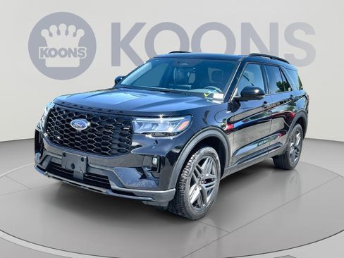 New 2026 Ford Explorer ST-Line w/ ST-Line Street Pack AWD/4WD image 5