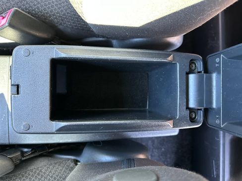 Used 2010 Scion xB FWD image 16