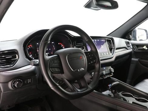 Used 2025 Dodge Durango GT AWD/4WD image 16