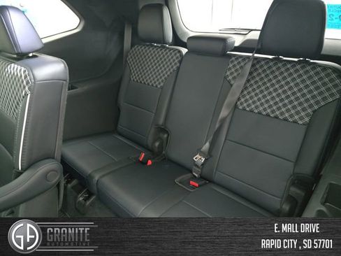 New 2026 GMC Acadia Denali w/ Super Cruise Package AWD/4WD image 37