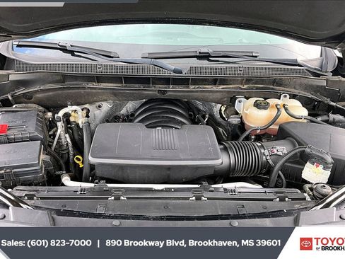 Used 2024 Chevrolet Suburban RST RWD image 8