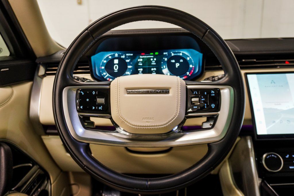 Used 2023 Land Rover Range Rover SE AWD/4WD image 17