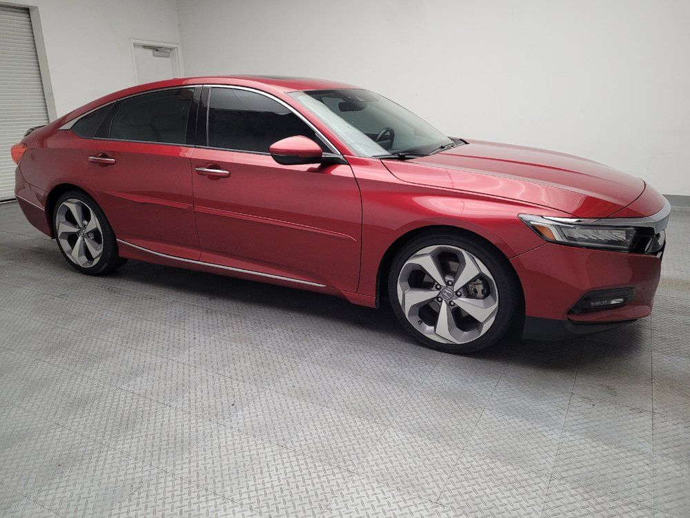 Used 2018 Honda Accord Touring image 11