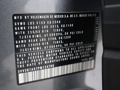 Used 2023 Volkswagen Tiguan SE FWD image 37