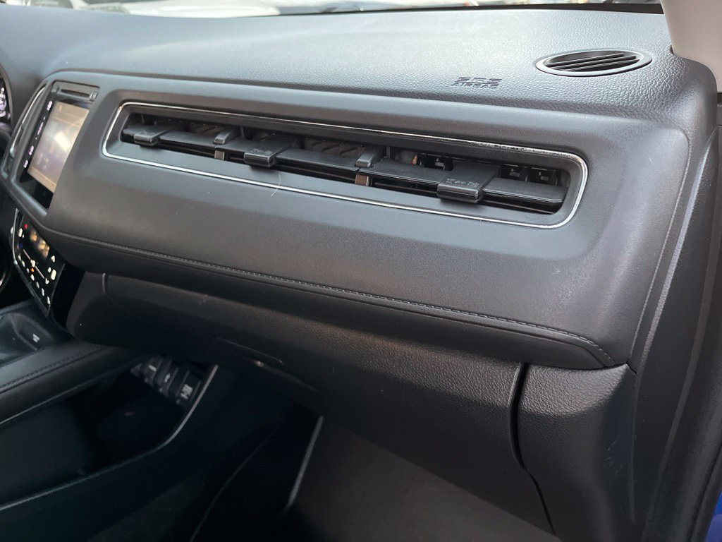 Used 2018 Honda HR-V EX image 28