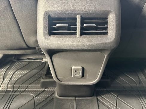 Used 2020 Chevrolet Equinox LT w/ LPO, Floor Liner Package AWD/4WD image 13