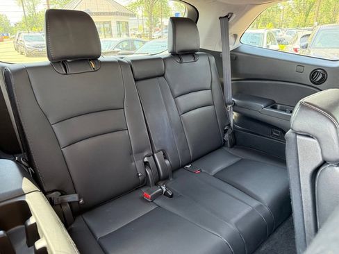 Used 2016 Honda Pilot Touring image 18