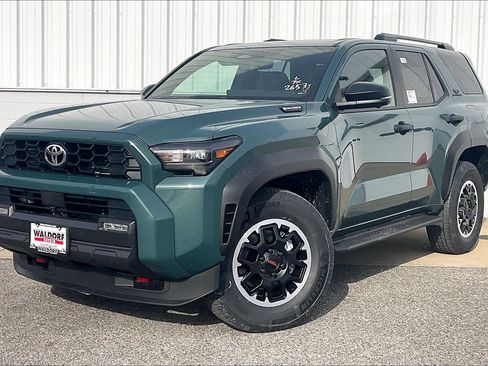 New 2026 Toyota 4Runner TRD Off-Road Premium image 2