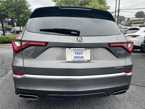 Certified 2023 Acura MDX SH-AWD w/ Technology Package image 4