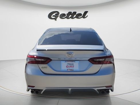 Used 2022 Toyota Camry XSE w/ Navigation Package image 4