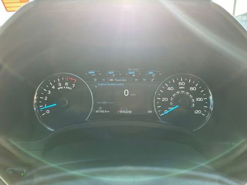 Used 2020 Ford F150 Platinum w/ Equipment Group 701A Luxury image 17