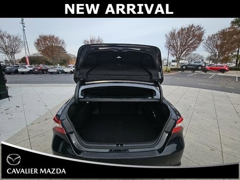 Used 2019 Toyota Camry SE image 29