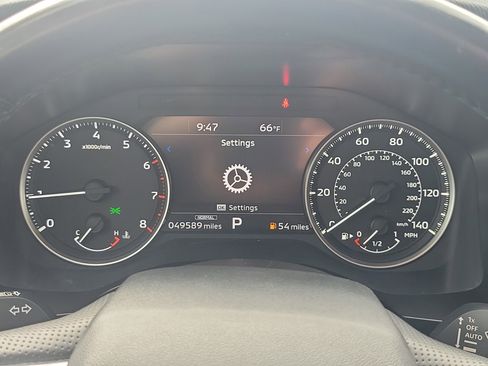 Used 2024 Mitsubishi Outlander SE image 25