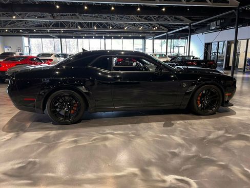 Used 2021 Dodge Challenger SRT Hellcat Redeye image 7