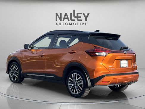 Used 2021 Nissan Kicks SR image 4